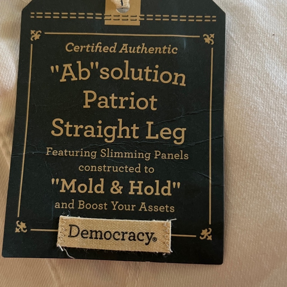 NWT DEMOCRACY: White Straight Leg Jeans …113 - Picture 10 of 14